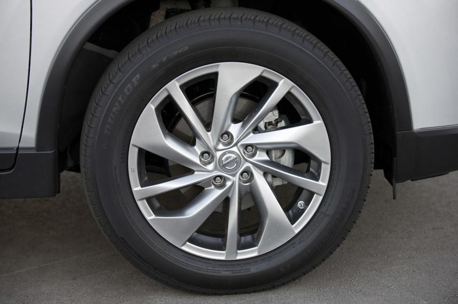  Nissan Rogue 2014 года  (фото 20 из 108)